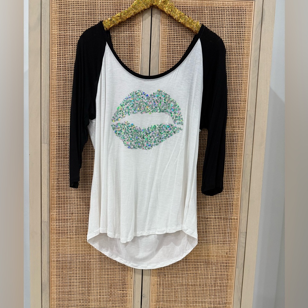 Juicy Couture Black and White Women's Top with Silver Sequin Lips, XL, NWOT